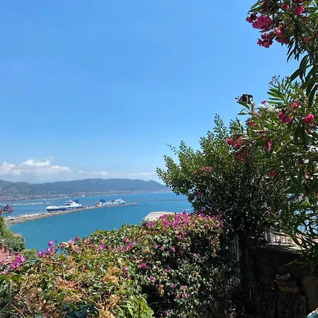 Ninfa Roda Couette-café Vietri